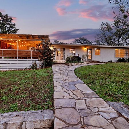 Luxury Lakefront Oasis With Boat Dock-Firepit McQueeney Exterior photo
